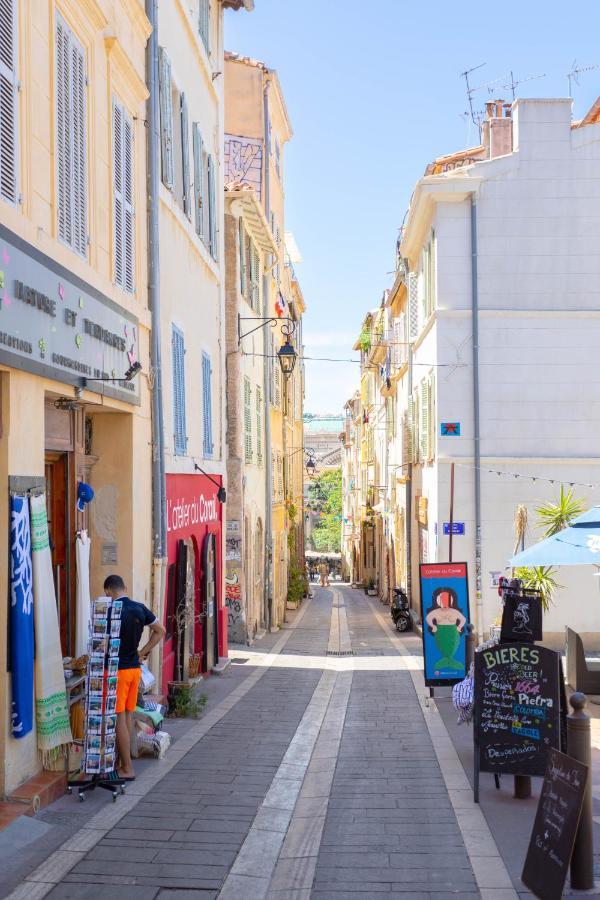 Studio Agreable Au Coeur Du Quartier Historique Marseille Bagian luar foto
