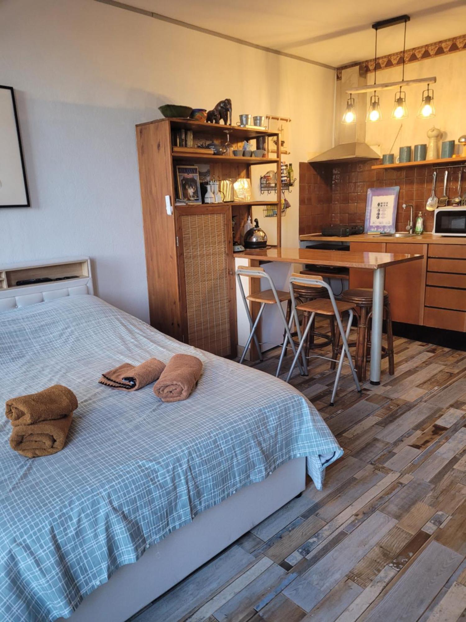 Studio Agreable Au Coeur Du Quartier Historique Marseille Bagian luar foto